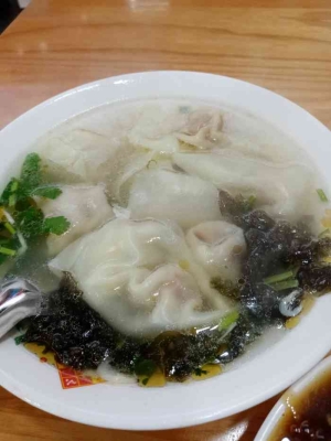 赤峰京津包子王鐵南店電話-第1張圖片