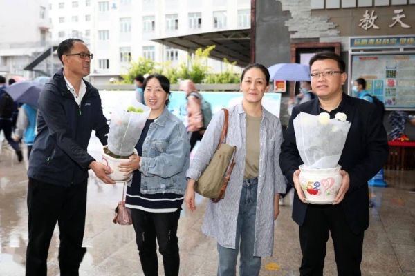 赤峰廣萃煙酒店地址電話號碼-第1張圖片