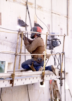 赤峰行李架安裝師傅電話號碼-第1張圖片