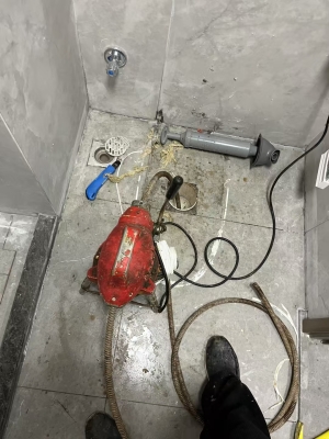 赤峰衛(wèi)生間維修電話號(hào)碼-第1張圖片