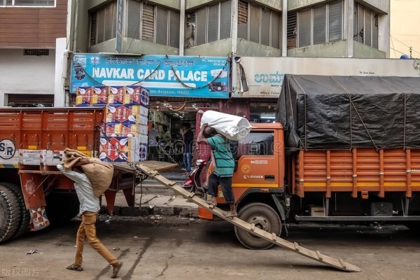 赤峰二寶裝卸工人電話號(hào)碼-第1張圖片