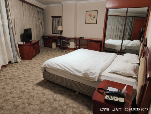 赤峰高鐵站附近的酒店3人間-第1張圖片