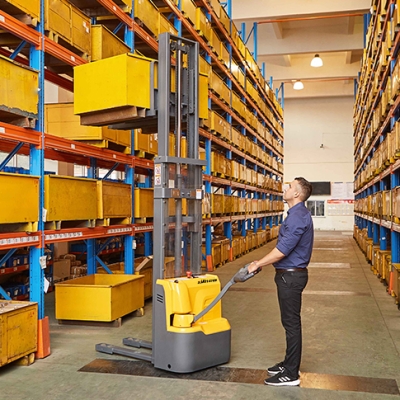 赤峰倉儲叉車維修點電話號碼-第1張圖片