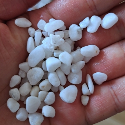 赤峰售賣白石子電話號(hào)碼是多少-第1張圖片