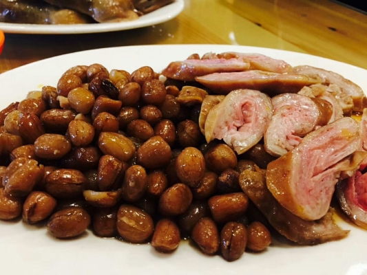 赤峰東江飯店電話多少號碼-第1張圖片