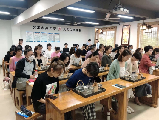 赤峰市中政教育電話號碼-第1張圖片