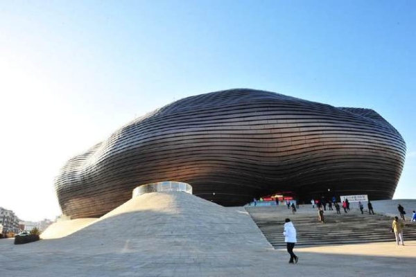 赤峰步行街飛碟餐廳電話號碼-第1張圖片