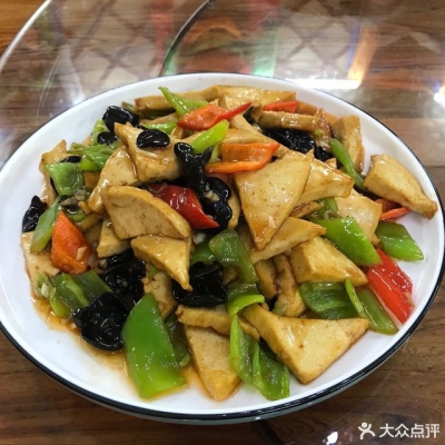 赤峰蒙餐蒼蠅館地址電話號碼-第1張圖片