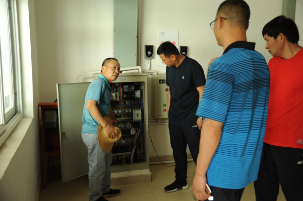 赤峰紅羽毛球館電話號(hào)碼-第1張圖片