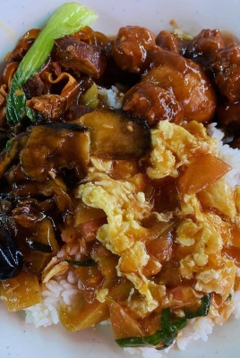 赤峰網(wǎng)紅盒飯電話多少號-第1張圖片