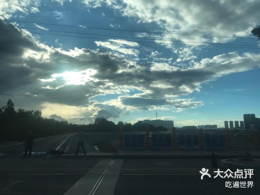 赤峰美食團(tuán)購(gòu)鍋包肉店電話號(hào)碼-第1張圖片