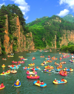 赤峰彩虹漂流電話號(hào)碼查詢-第1張圖片