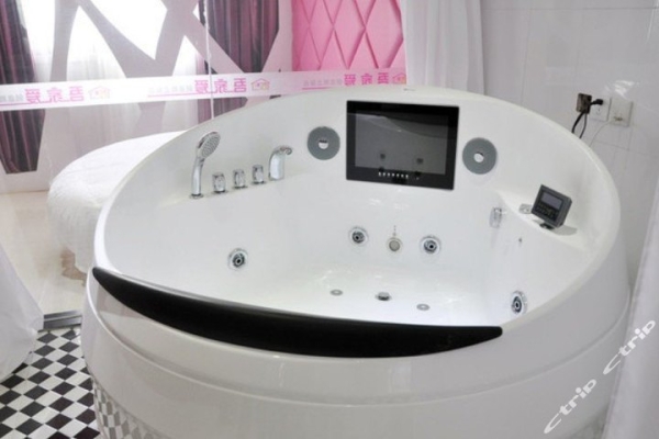 赤峰雙人浴缸房出租電話號碼-第1張圖片
