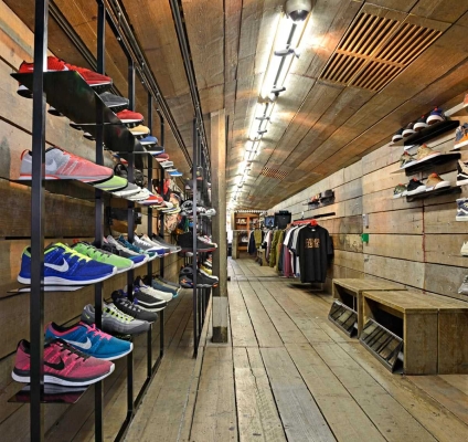 赤峰萬達潮流鞋店電話號碼-第1張圖片