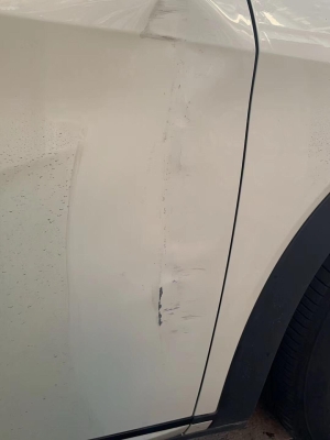 赤峰點漆局部補漆電話號碼-第1張圖片