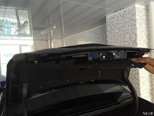 赤峰維修倒車鏡電話地址是多少-第1張圖片