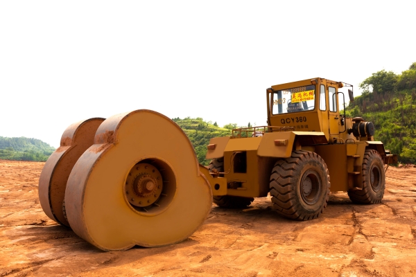 赤峰沖擊壓路機(jī)出租電話號(hào)碼-第1張圖片