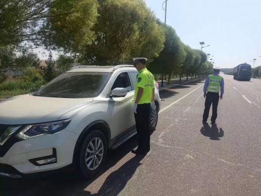 赤峰回京路況查詢電話號碼-第1張圖片