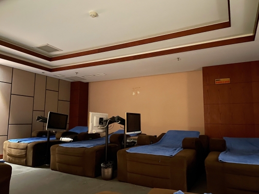 赤峰搓澡團(tuán)購(gòu)電話多少號(hào)-第1張圖片