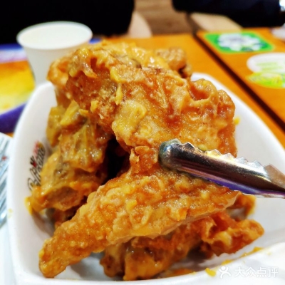 赤峰咸蛋黃金炸雞店電話號碼-第1張圖片