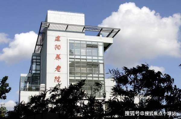 赤峰路服裝店地址電話號碼-第1張圖片