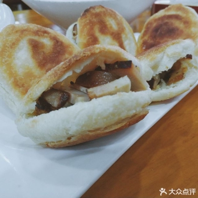 赤峰宴賓樓電話號碼多少-第1張圖片