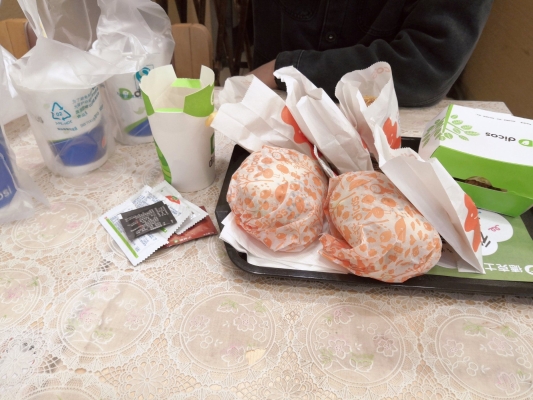 赤峰美團(tuán)業(yè)務(wù)員電話號(hào)碼-第1張圖片