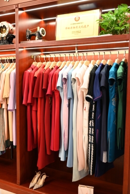 赤峰宮廷西裝專賣店電話號碼-第1張圖片