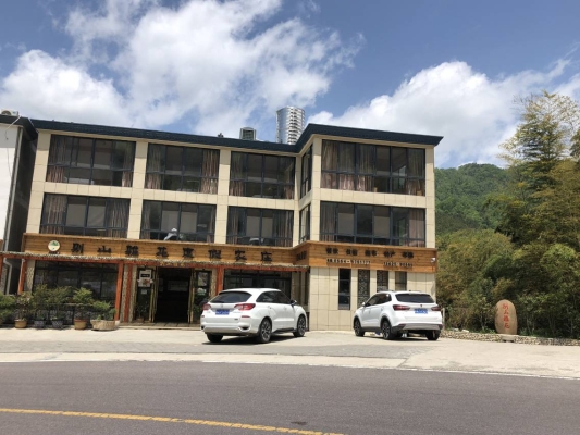 赤峰市白馬賓館電話地址查詢-第1張圖片