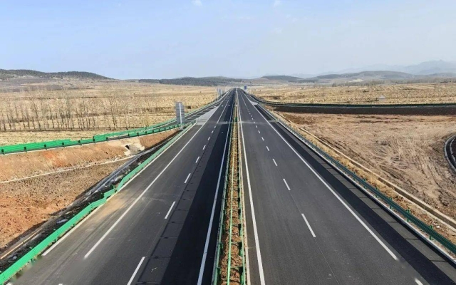 平泉到赤峰的拼車電話號(hào)碼-第1張圖片