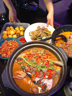 赤峰微醺酒館電話多少啊-第1張圖片