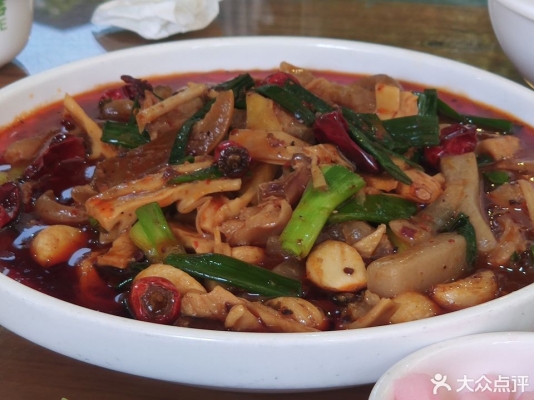 赤峰路遇老虎飯店電話多少號-第1張圖片