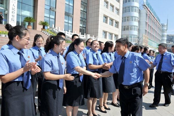 赤峰松山區(qū)陽光駕校電話多少-第1張圖片