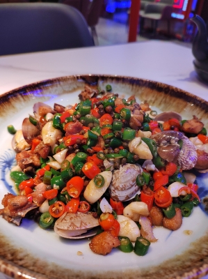 赤峰維多利附近川菜店電話號碼-第1張圖片