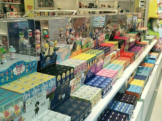 赤峰300平玩具店電話號(hào)碼-第1張圖片