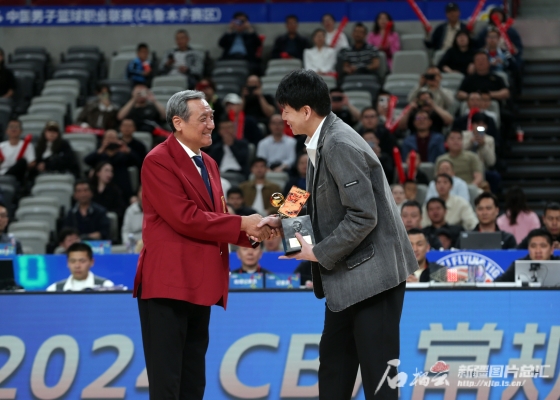 赤峰市天山籃球館電話號碼-第1張圖片