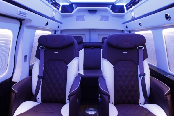 赤峰婚禮房車出租電話號碼是多少-第1張圖片