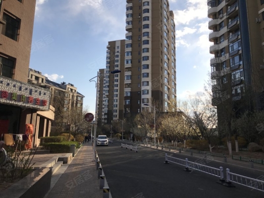 赤峰市水榭花都飯店電話號碼-第1張圖片