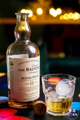 赤峰樂(lè)巢酒吧商廈店電話號(hào)碼-第1張圖片