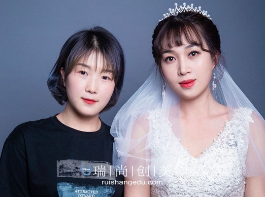 赤峰影視化妝師培訓(xùn)電話號(hào)碼-第1張圖片