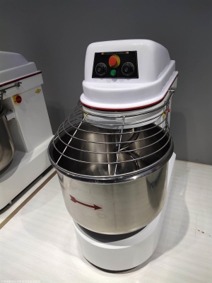 赤峰油汀廠家電話號碼查詢-第1張圖片