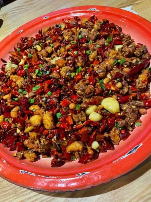 赤峰川菜館新城店電話號碼-第1張圖片