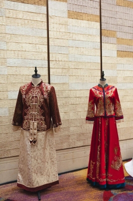 赤峰市婚慶電話號(hào)碼查詢-第1張圖片