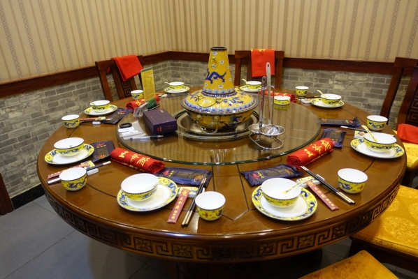 赤峰哪有唱戲的飯店呀電話號(hào)碼-第1張圖片