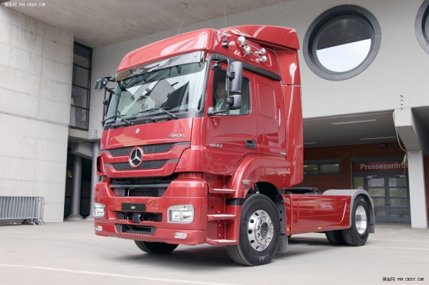 赤峰奔馳卡車電話多少號碼-第1張圖片