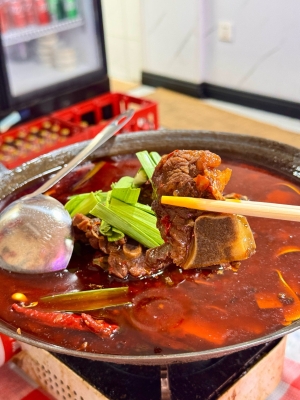 赤峰牛骨頭團購電話號碼-第1張圖片