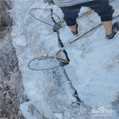 赤峰大型土方服務(wù)部電話號碼-第1張圖片