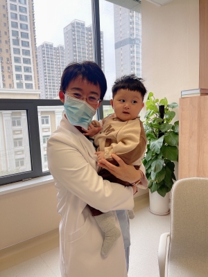 赤峰婦產(chǎn)醫(yī)院兒?？齐娫捥?hào)碼-第1張圖片