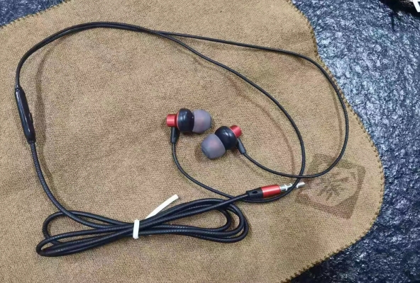 赤峰二手耳機回收電話號碼-第1張圖片