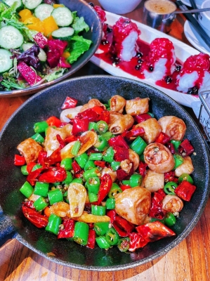 老板戀上魚(yú)赤峰新城店電話-第1張圖片